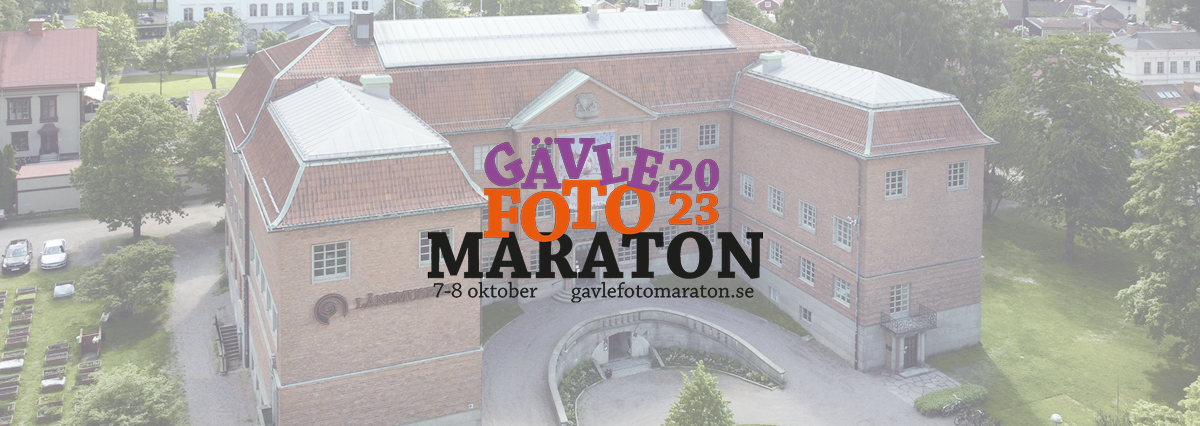 Bild på länsmuseet, med en text framför som står Gävle foto maraton 2023